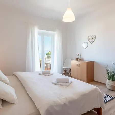 2 Pools-6 By Interhome Apartman